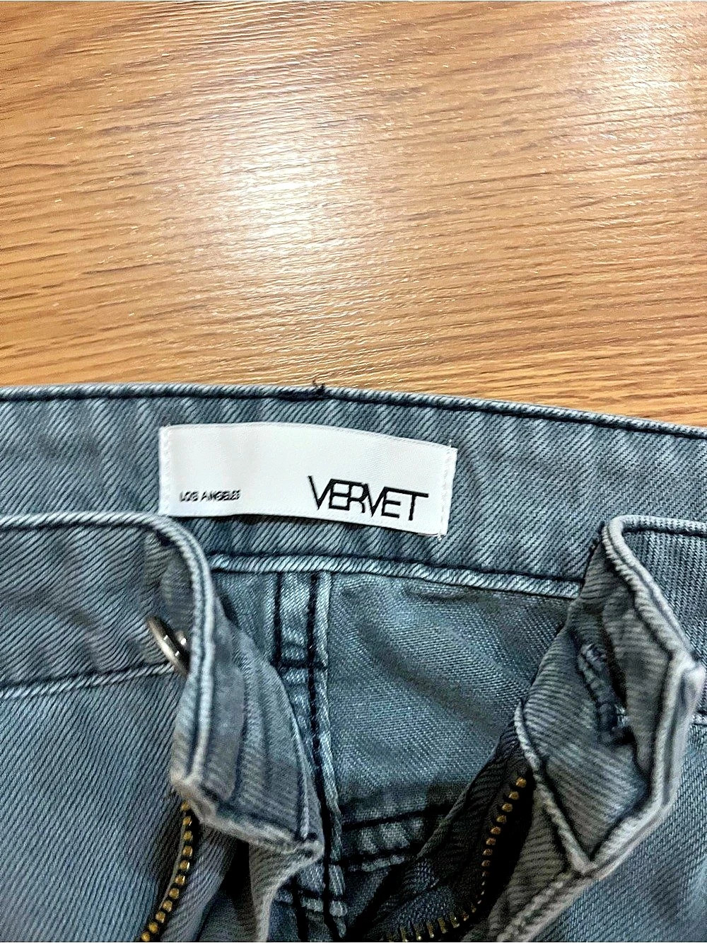 Vervet Distressed Straight Leg Jeans in Gray - Picture 3 of 3
